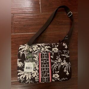 New with tags. Mini Laptop Case
Imperial Toile